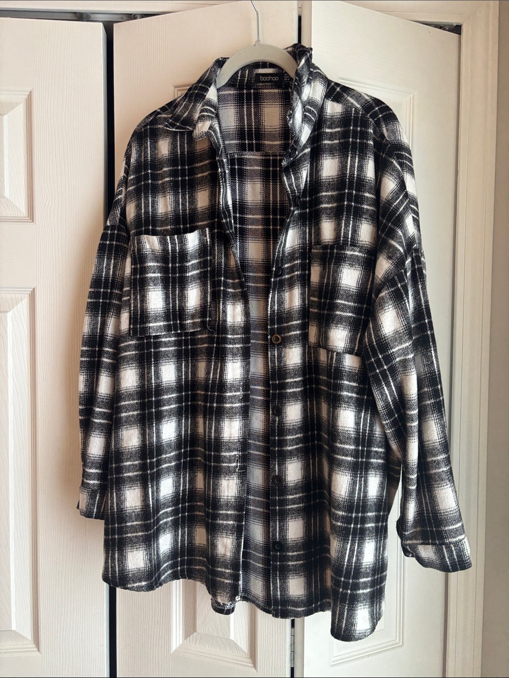 Boohoo Black & White Plaid Button-Down Shirt Jacket